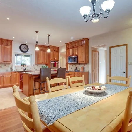 Sanctuary Fireplace And Outdoor Kitchen! Holiday home *